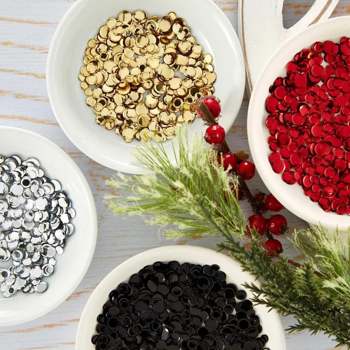 Black Smooth Discs Color Essentials Sequins 3 Black Smooth Discs Color Essentials Sequins - Image 3