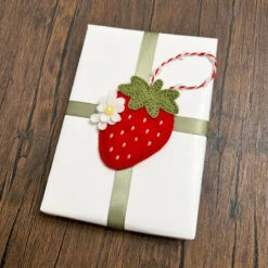 Felt Berry Blossom Etched Dies From The Summer Felt Stitch & Create Collection By Nichol Spohr -Woodland Scenics Shop Allison Frazier 2025 Jun SummerFeltStitch2