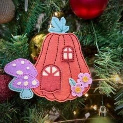 Felt Pumpkin Lane House Etched Dies From The Felt Stitch & Create Collection By Nichol Spohr -Woodland Scenics Shop IMG 8807