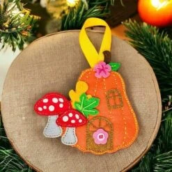 Felt Pumpkin Lane House Etched Dies From The Felt Stitch & Create Collection By Nichol Spohr -Woodland Scenics Shop Photoroom 20241209 231843