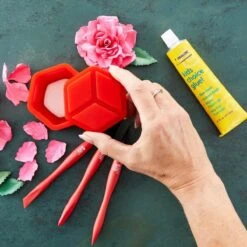 Peachtree - SILI® Glue Pod With Sealable Lid And 3 Sili Micro Glue Brushes 17 Peachtree - SILI® Glue Pod With Sealable Lid And 3 Sili Micro Glue Brushes -Woodland Scenics Shop SiliPod4